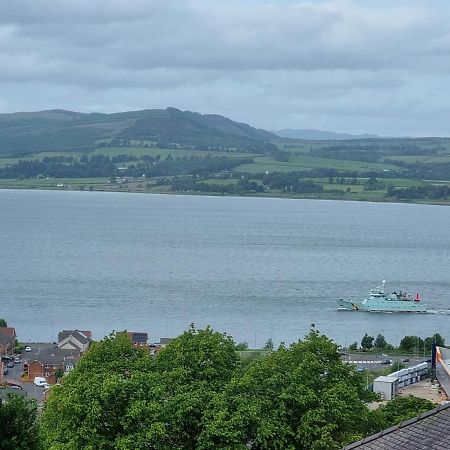 Beautiful Sea View 2 Bed Home Port Glasgow Dış mekan fotoğraf