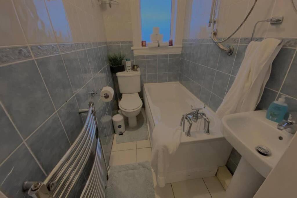 Beautiful Sea View 2 Bed Home Port Glasgow Dış mekan fotoğraf